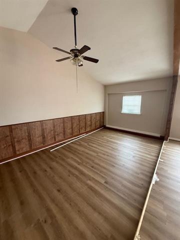 Building Photo - 2402 Shotgun N