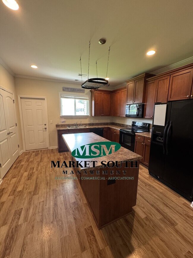 Building Photo - *MOVE IN READY NOW* HARMONY TOWNS- POOLER- AVAILABLE NOW!