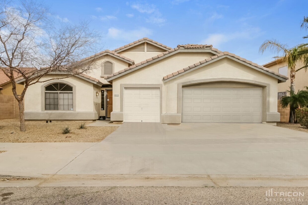 Foto principal - 7928 W Gibson Ln