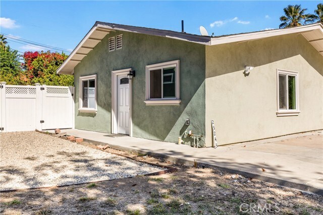 Building Photo - 23243 Bigler St