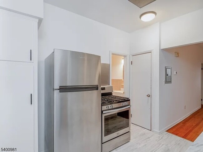 Building Photo - 502 Washington Ave