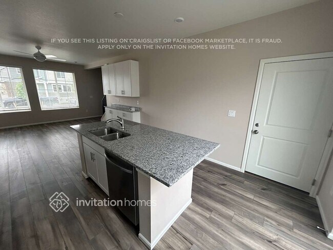 Foto del edificio - 3366 Pearwood Dr