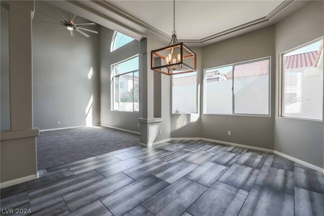 Building Photo - 3045 Sunrise Heights Dr