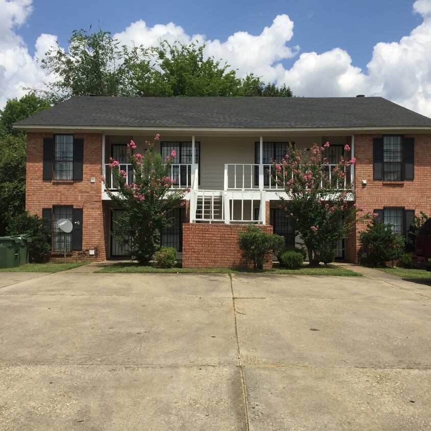 3713 Gas Light Curve, Montgomery, AL 36116 Apartments in Montgomery