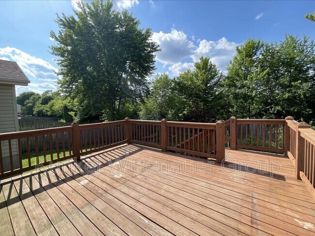 Foto del edificio - 2746 Brookrun Dr