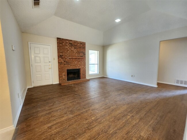 Building Photo - 4513 Tall Meadow Ln