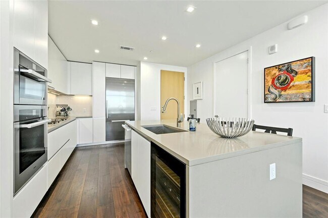 Foto del edificio - 501 West Ave