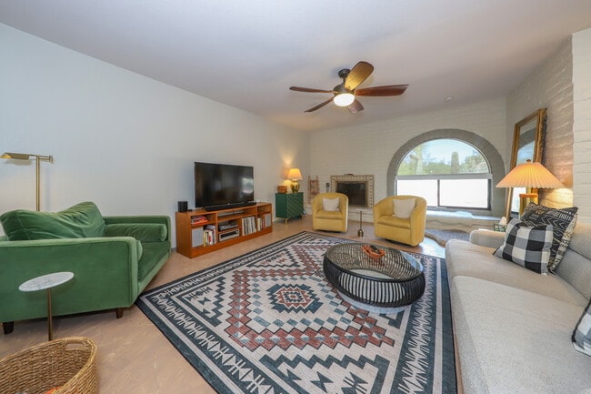 Foto del edificio - 6532 N Burro Creek Pl
