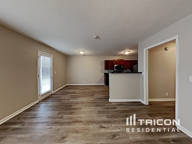 Building Photo - 2624 Elijah Dr