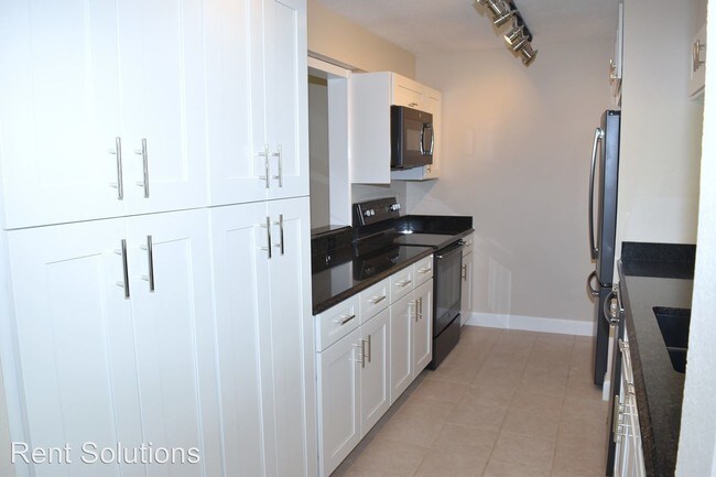 Foto del edificio - 5700 Mariner St