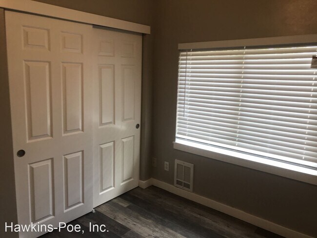Foto del edificio - 4 br, 1.5 bath House - 3551 E Roosevelt Ave