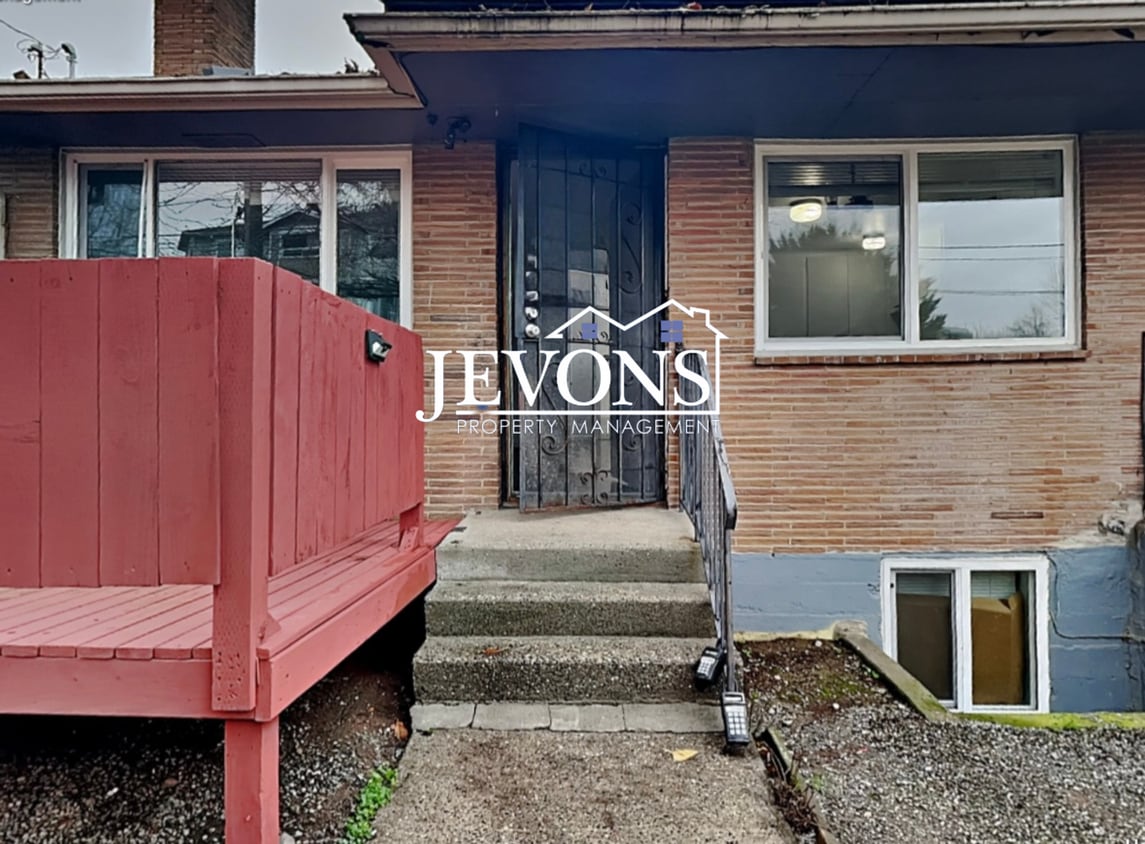 Charming 2-bedroom apartment just minutes from Pritchard Island Beach, with easy access to I-5 - Charming 2-bedroom apartment just minutes from Pritchard Island Beach, with easy access to I-5