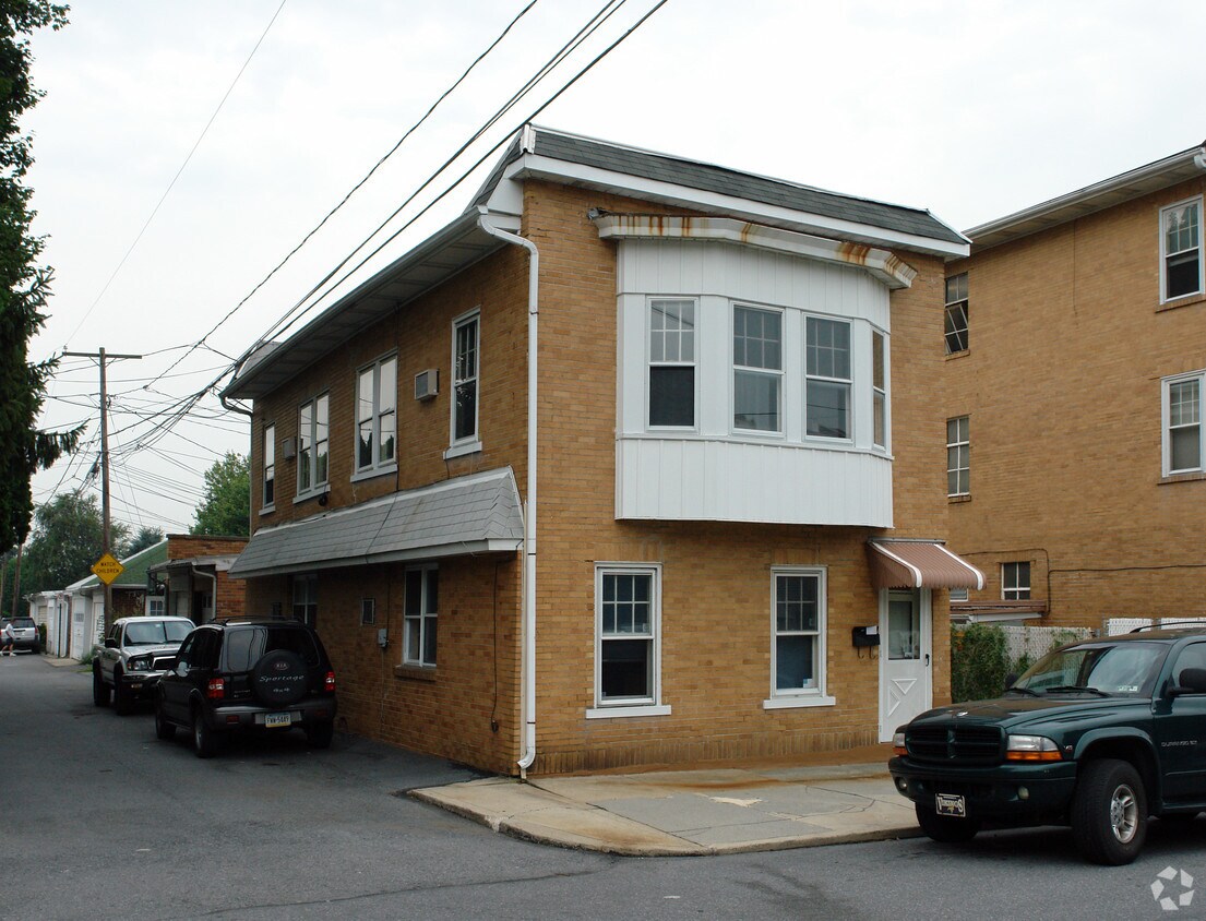 Del edificio B - 949-951 N 19th St