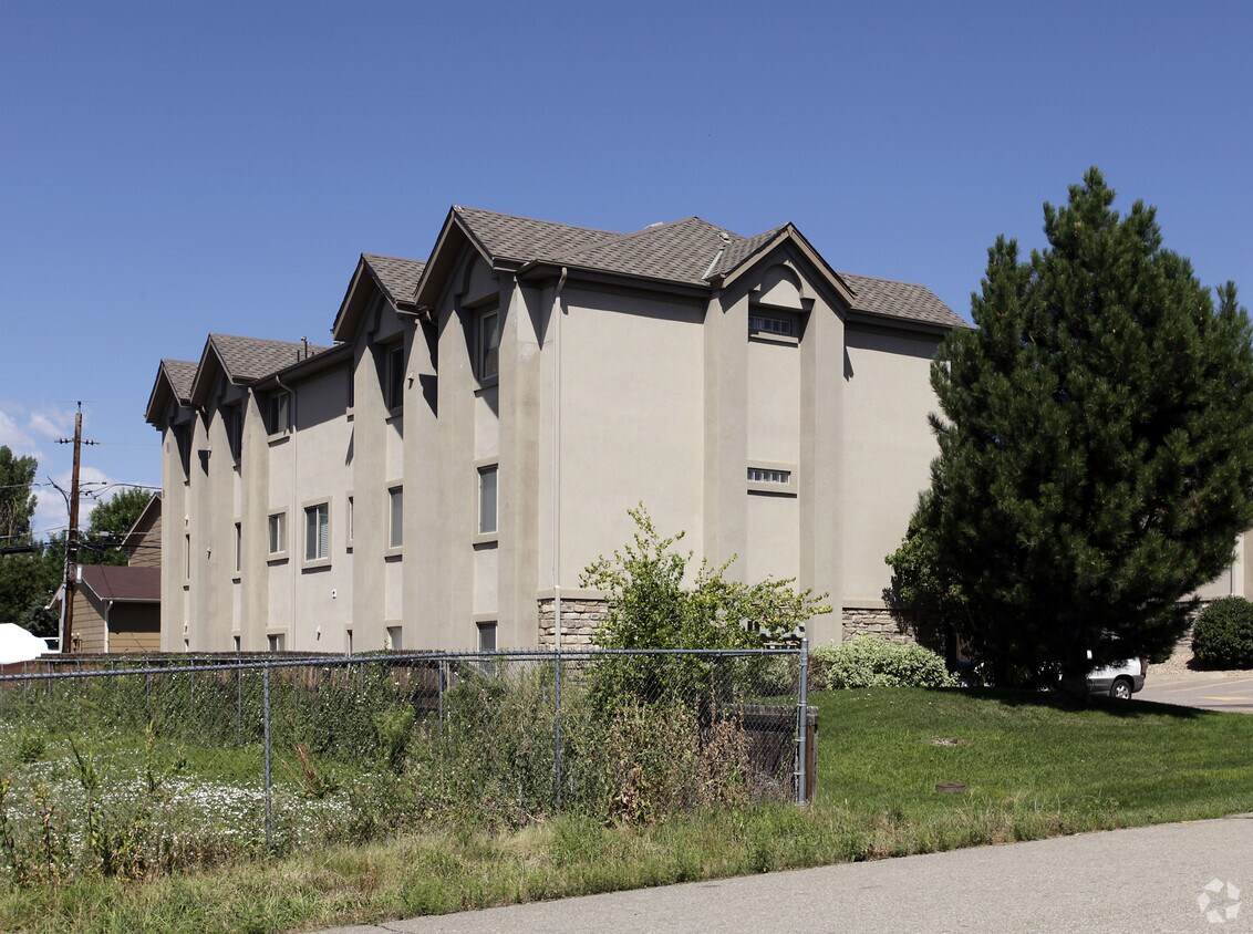 Building Photo - Greystoke Apartments