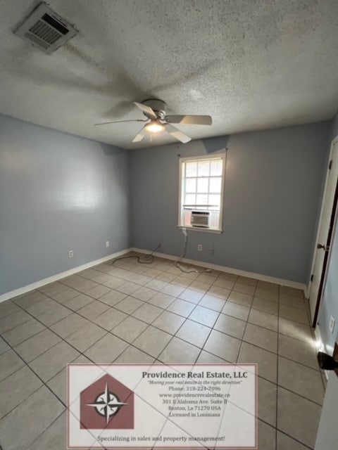 Building Photo - 944 Sybil Dr