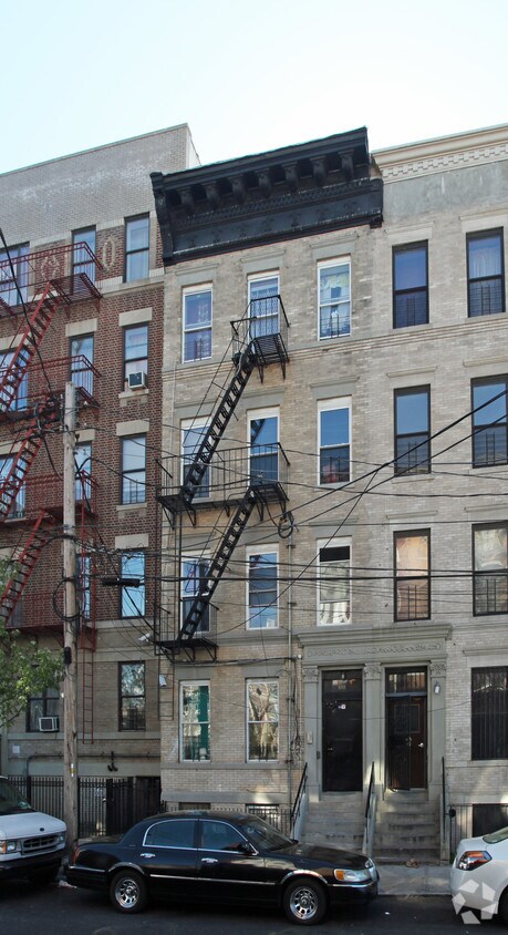 Building Photo - 898 Eagle Ave