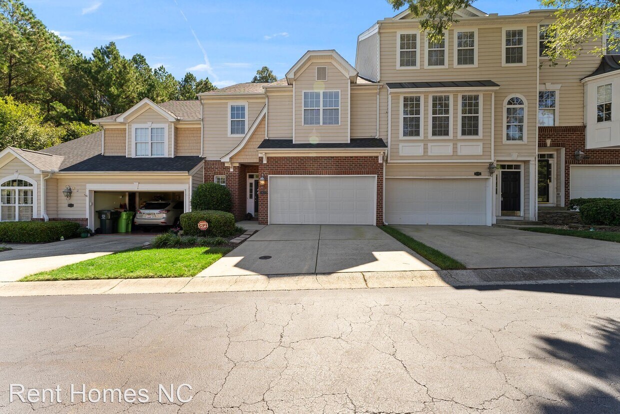 Primary Photo - 3 br, 2.5 bath House - 1433 Basinger Court