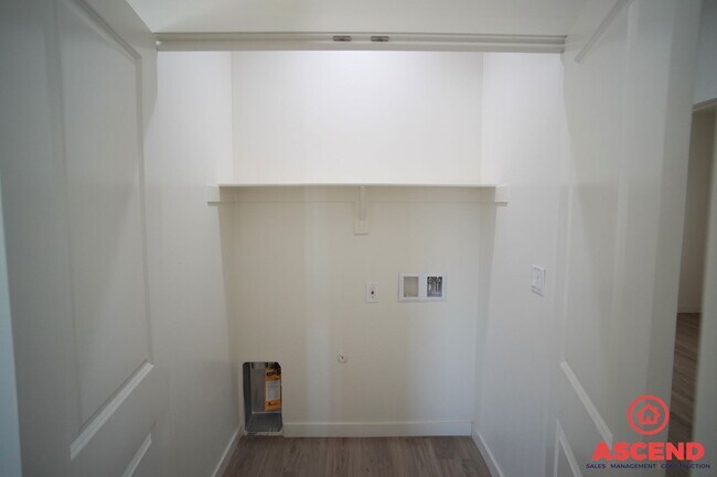 Building Photo - 8509 Grandy St