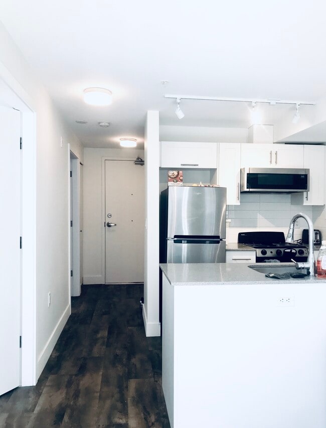 Photo du bâtiment - 2 Bedroom 1 Bath in Kies Place