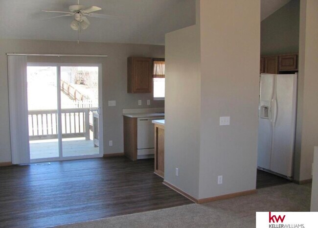 Foto del edificio - 16502 Burdette St