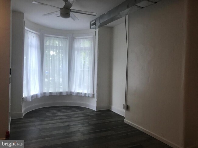 Foto del edificio - 830 7th St NE