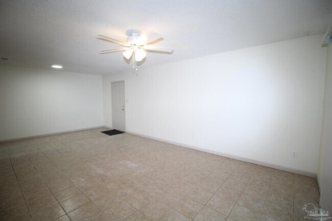 Foto del edificio - 4964 W Spencer Field Rd
