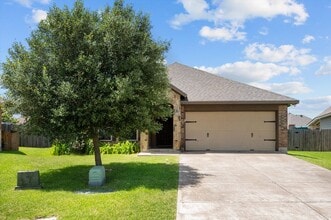 Building Photo - 3075 Positano Loop