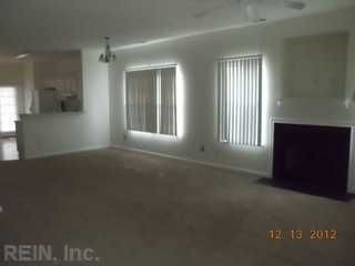 Building Photo - 444 Garcia Dr