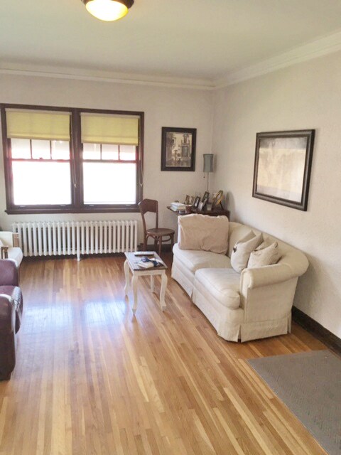 Foto del edificio - 4621 Nicollet Ave