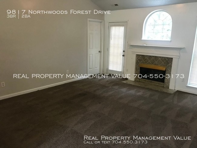 Building Photo - 9817 Northwoods Forest Dr