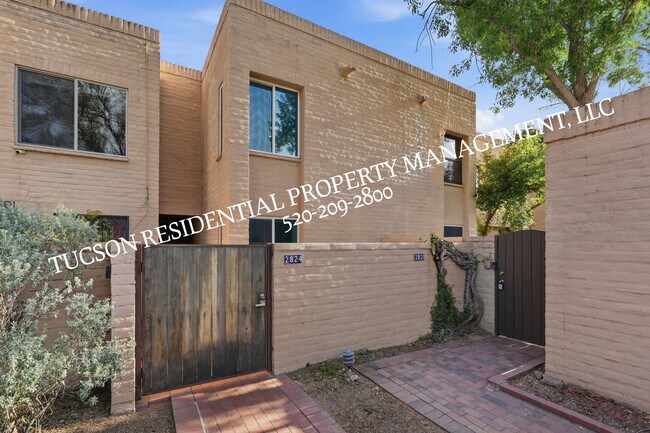 Foto del edificio - 2824 E Sierra Vista Rd