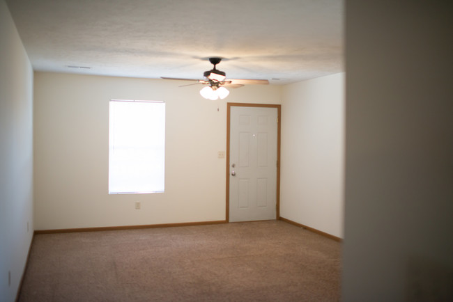 Living Room - 4363 S Hilton St