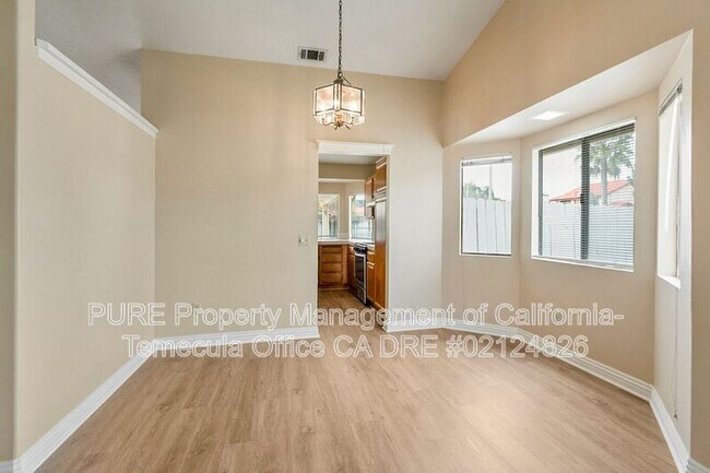 Foto del edificio - 45891 Clubhouse Dr