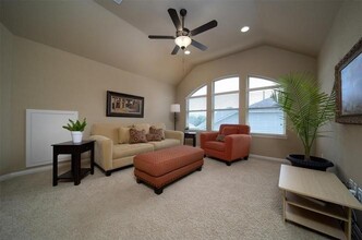 Building Photo - 138 S Vershire Cir