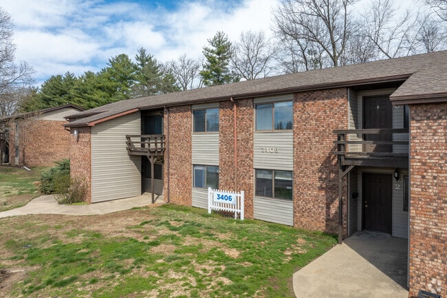 Building Photo - Westmont Apartments