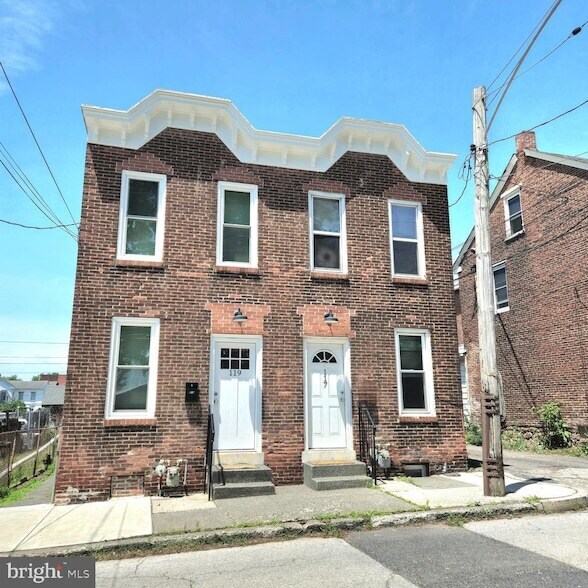 Primary Photo - 117 S Washington Street