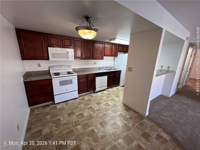 Foto del edificio - 5229 Indian River Dr