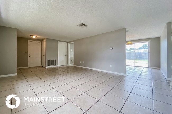 Building Photo - 7431 Belvedere Terrace