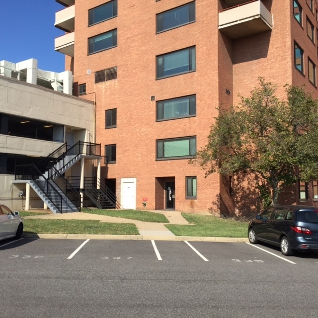 River Place South Apartments Arlington, VA