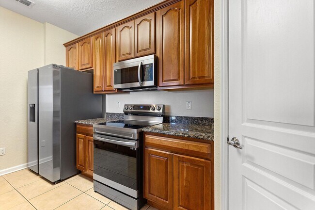 Foto del edificio - Ready for Move-In! Gorgeous 3-Bed 2-Bath C...