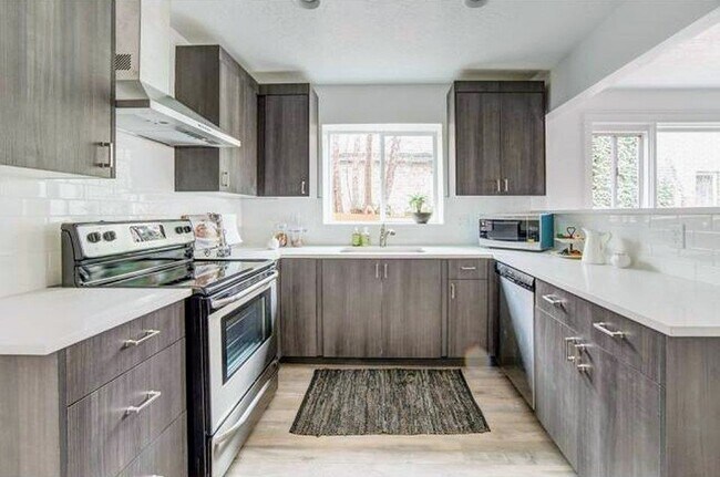 Cocina - 2689 Highland Dr