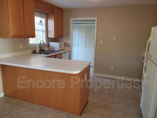 Foto del edificio - 433 Haybale Ct