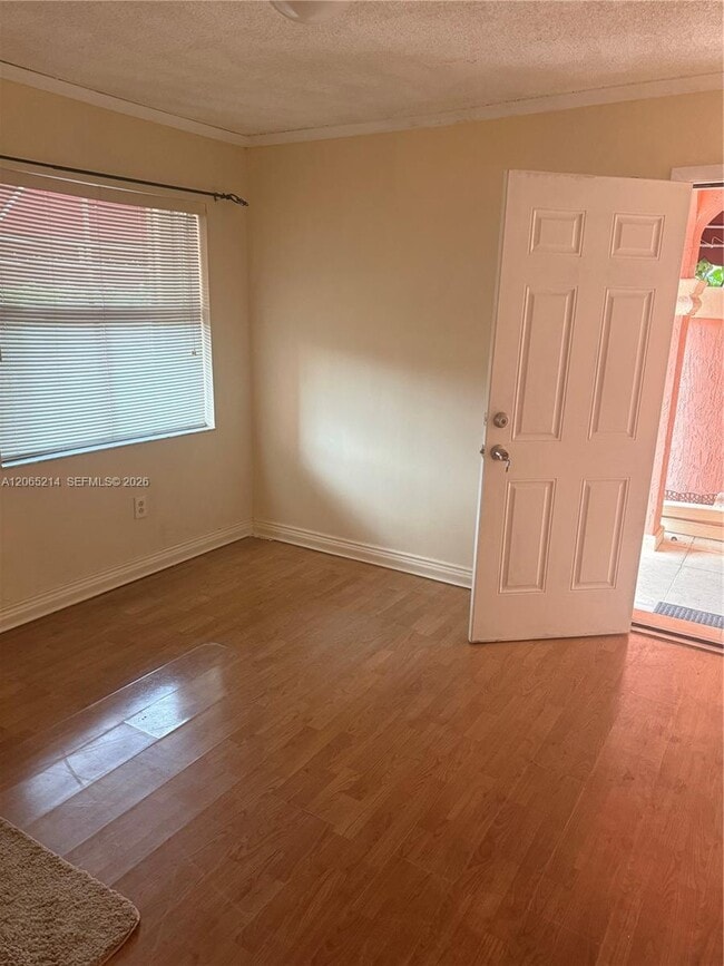 Foto del edificio - 722 NW 125th Ct