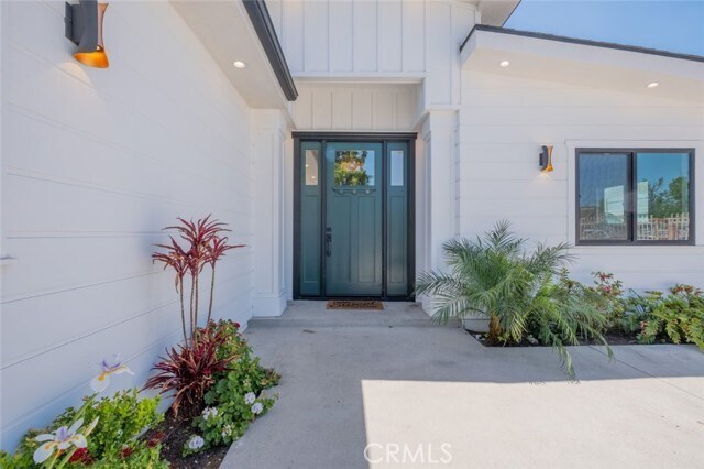Foto del edificio - 6437 Longridge Ave