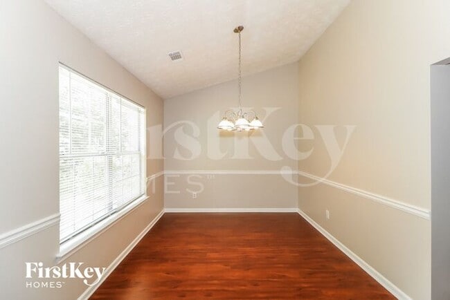 Building Photo - 2283 Christian Cir SE