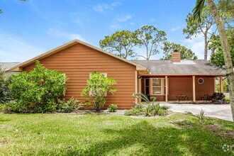Building Photo - 222 SW Starflower Ave