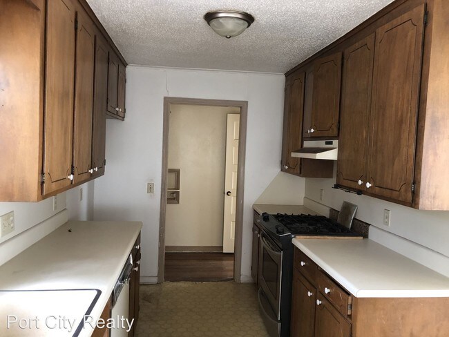 Building Photo - 3 br, 2 bath House - 3524 Michigan
