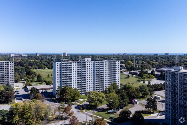 Aerial Photo - Woburn Tower