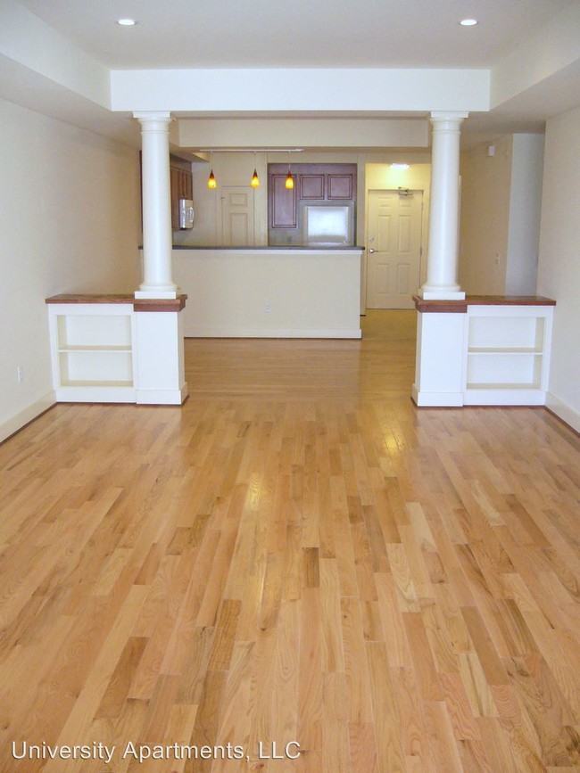 Building Photo - 1115 Wertland St