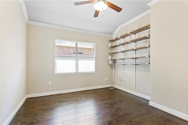Building Photo - 13912 Tyburn Trail